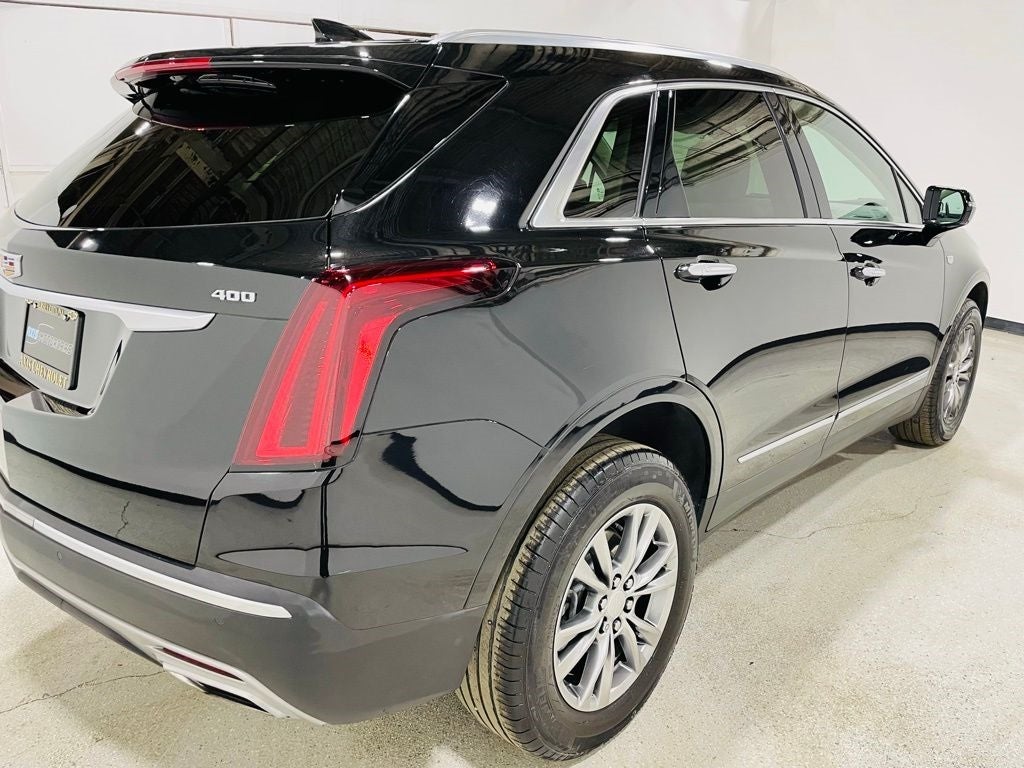 Vehicle image 14 of 48