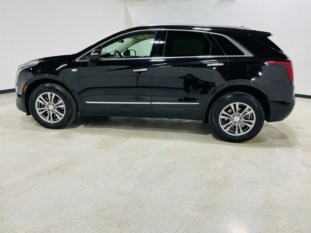 Vehicle image 17 of 48