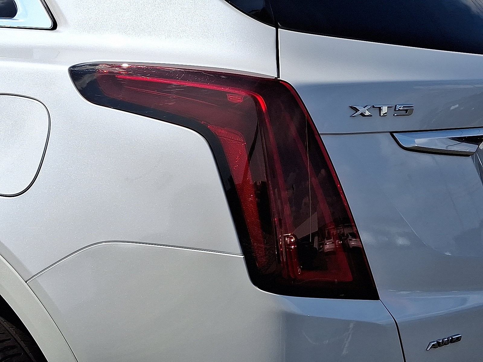 Vehicle image 27 of 30