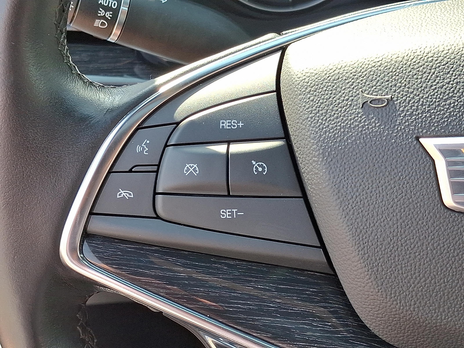 Vehicle image 18 of 30