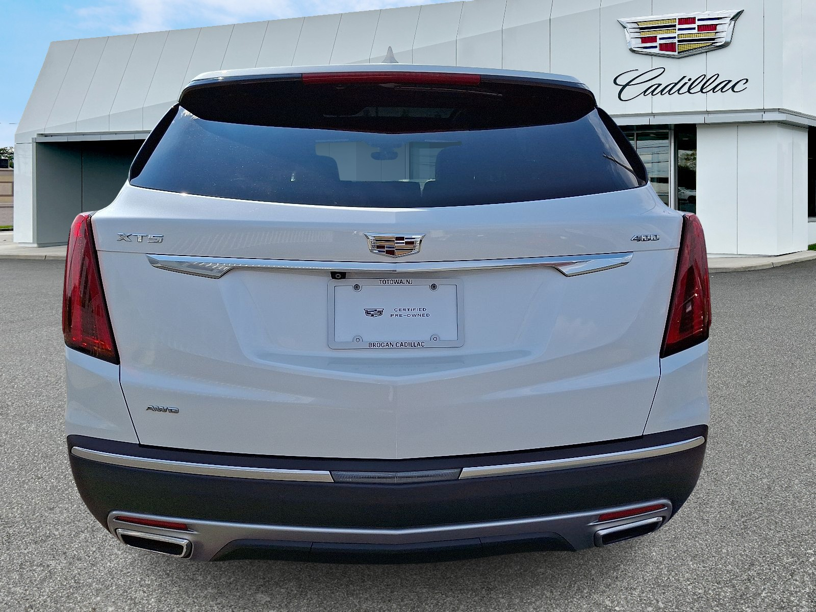 Vehicle image 9 of 30