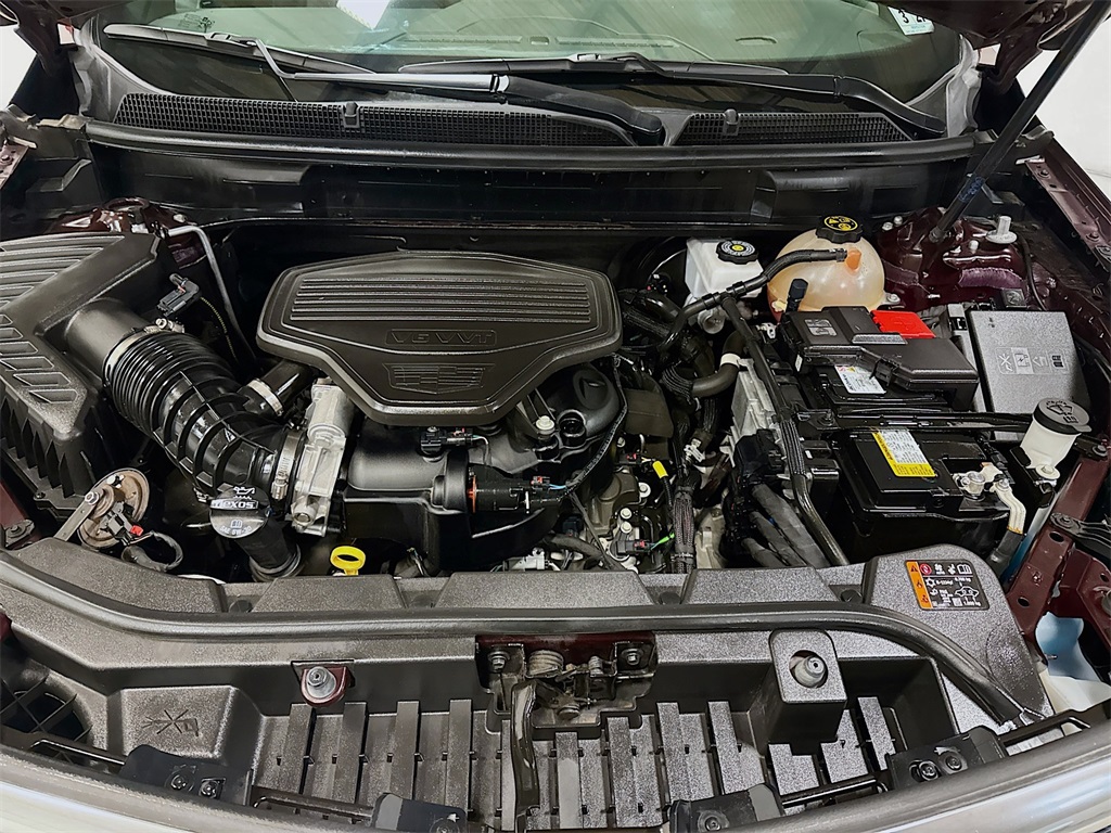 Vehicle image 31 of 33
