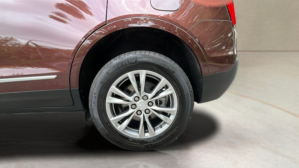 Vehicle image 12 of 24