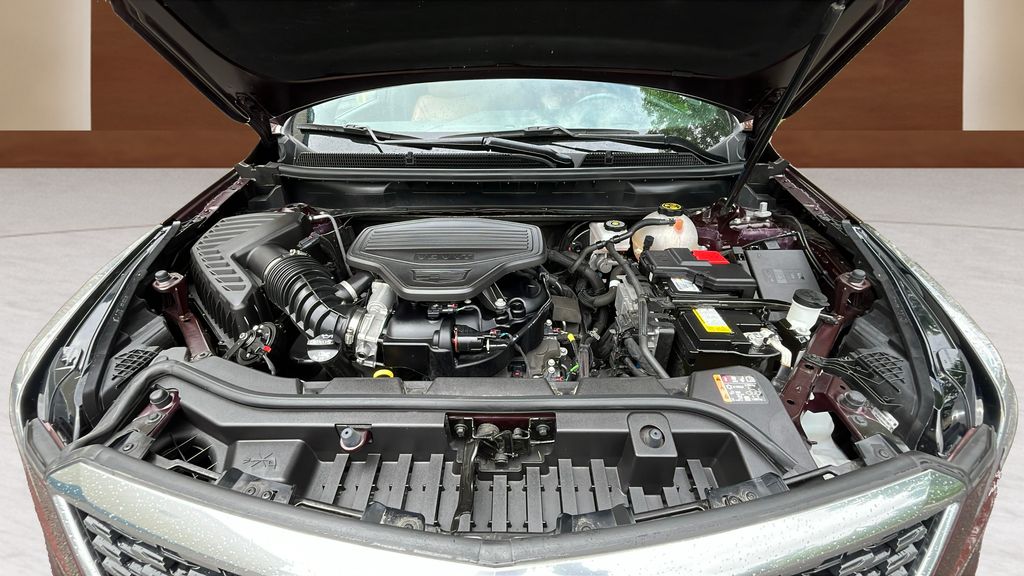Vehicle image 9 of 24