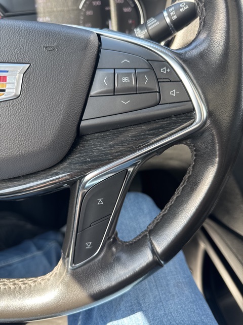 Vehicle image 19 of 31
