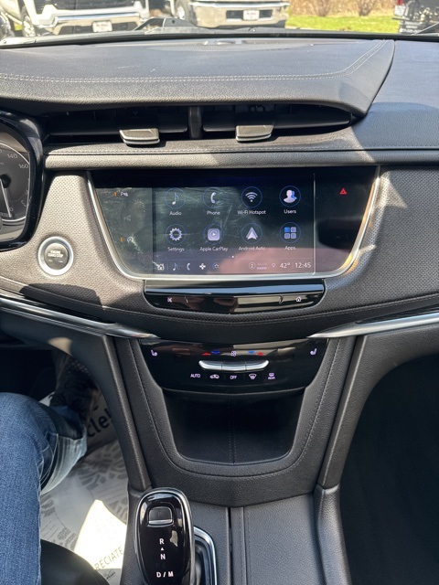 Vehicle image 21 of 31