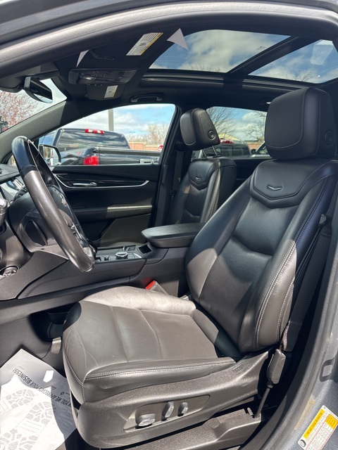 Vehicle image 15 of 31