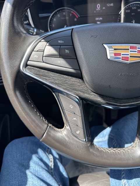 Vehicle image 17 of 31