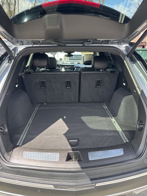 Vehicle image 10 of 31