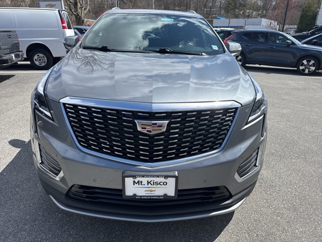 Vehicle image 8 of 31