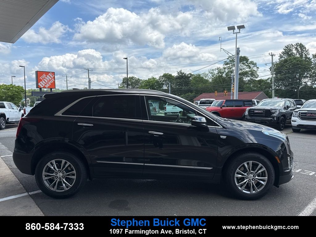 Vehicle image 4 of 29