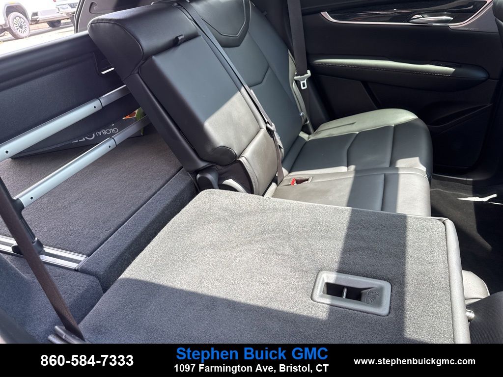 Vehicle image 12 of 29