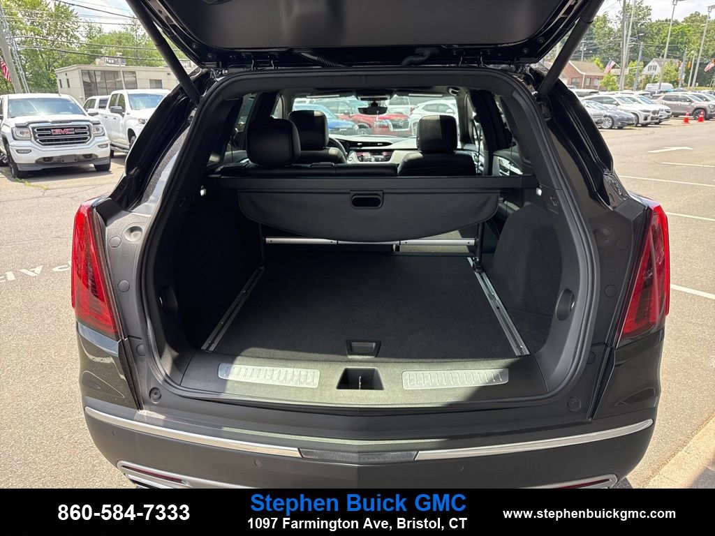 Vehicle image 26 of 29