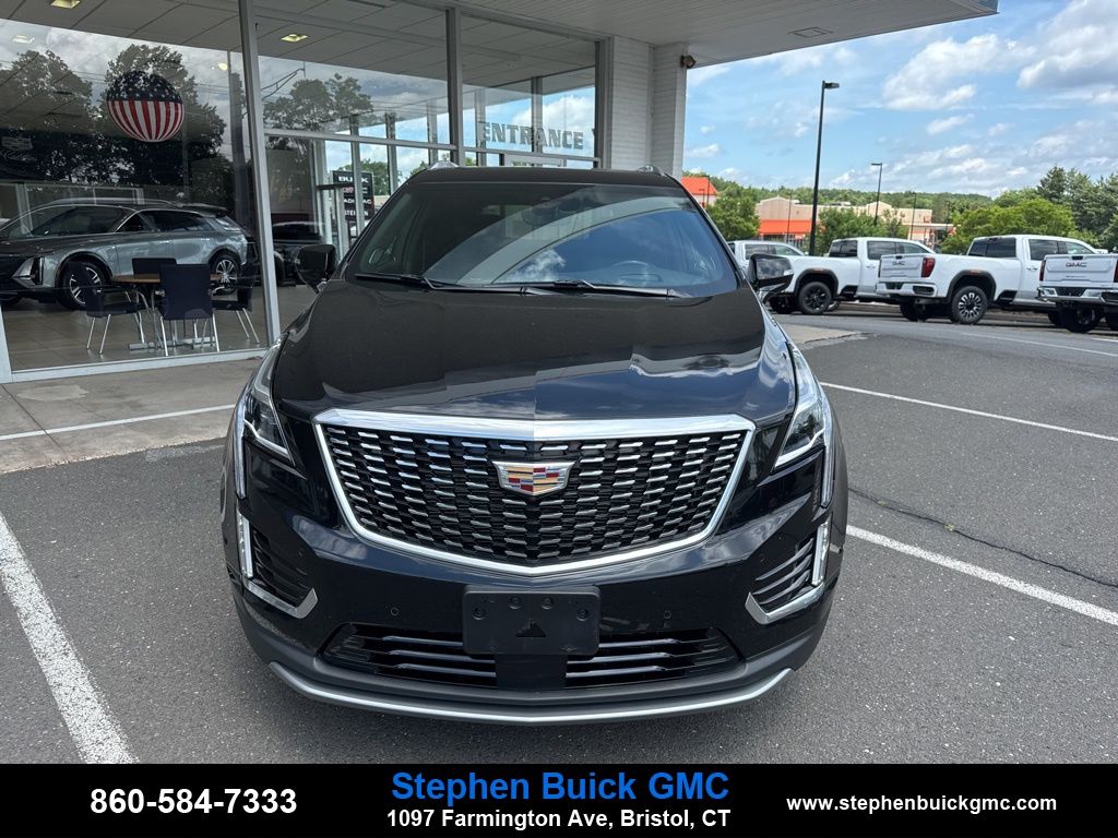 Vehicle image 2 of 29