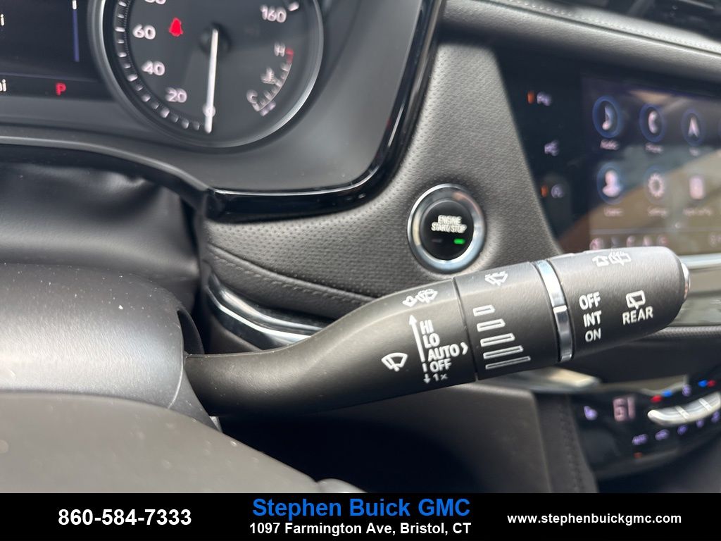 Vehicle image 18 of 29