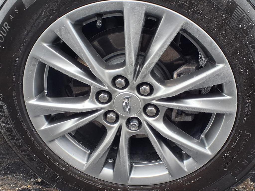 Vehicle image 8 of 34