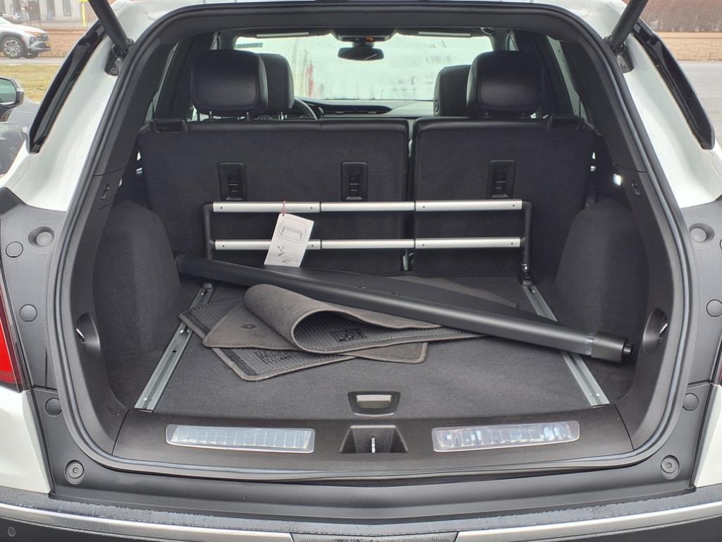 Vehicle image 12 of 34