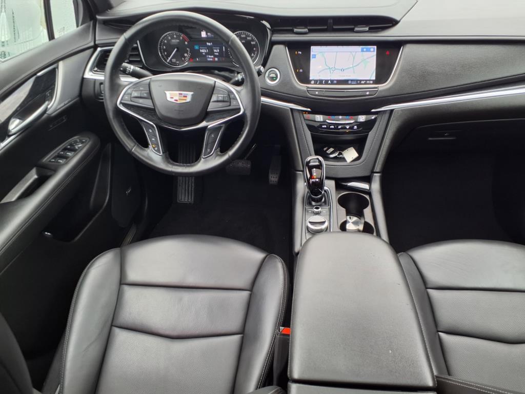 Vehicle image 16 of 34