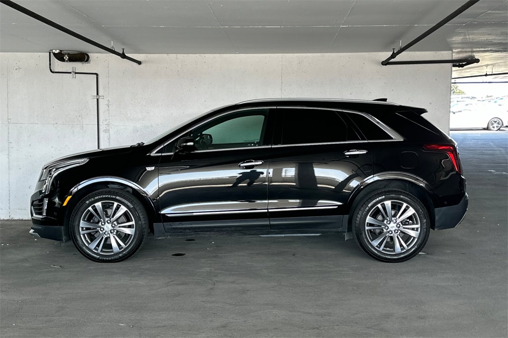 Vehicle image 6 of 32