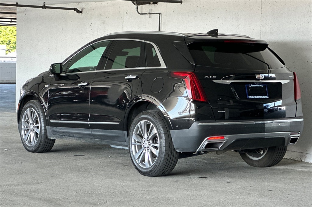 Vehicle image 5 of 32