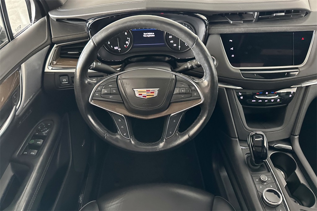 Vehicle image 16 of 32