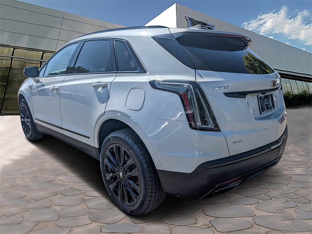 Vehicle image 4 of 36