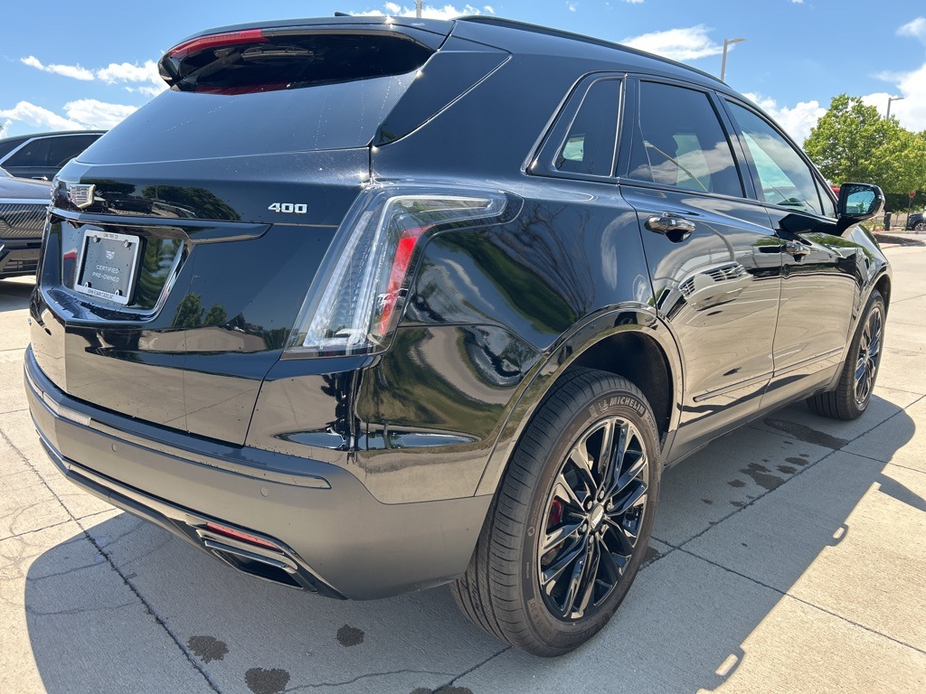 Vehicle image 4 of 27