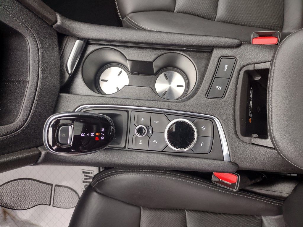 Vehicle image 11 of 29