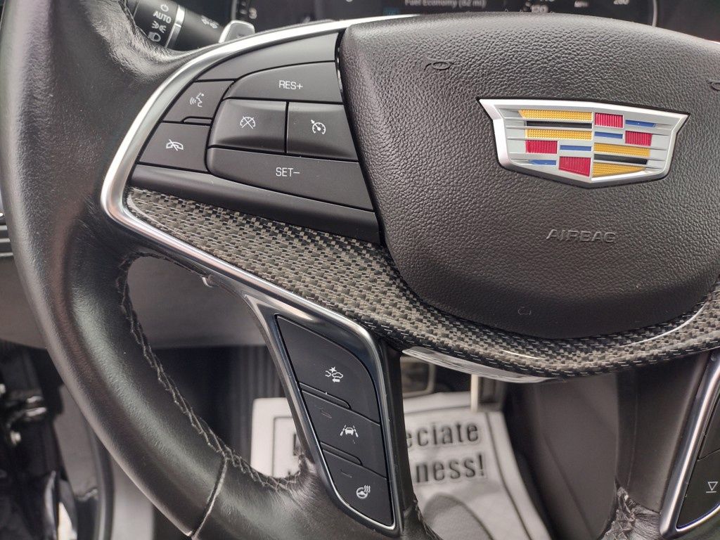 Vehicle image 15 of 29