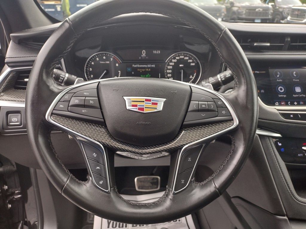 Vehicle image 14 of 29