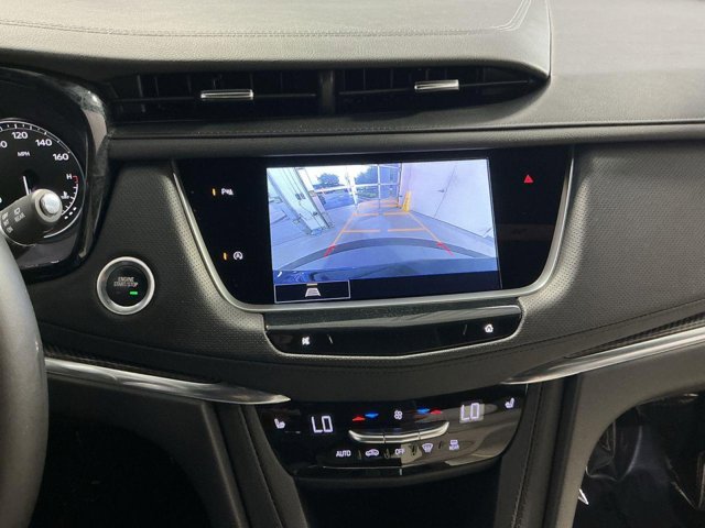 Vehicle image 24 of 36