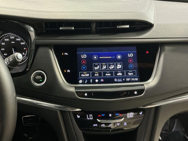 Vehicle image 26 of 36