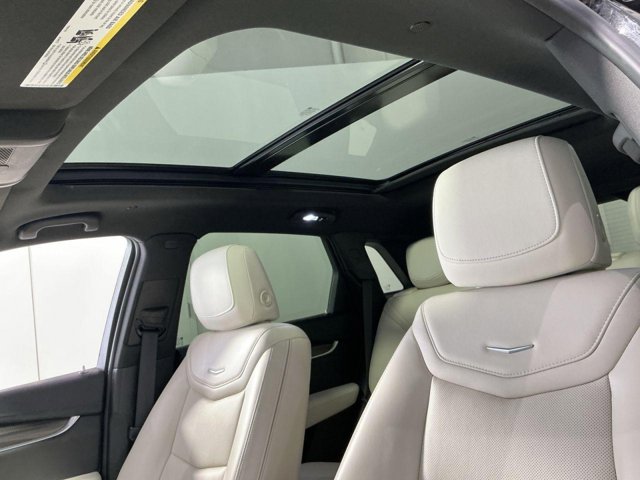 Vehicle image 29 of 36