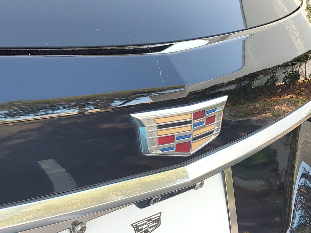 Vehicle image 27 of 30