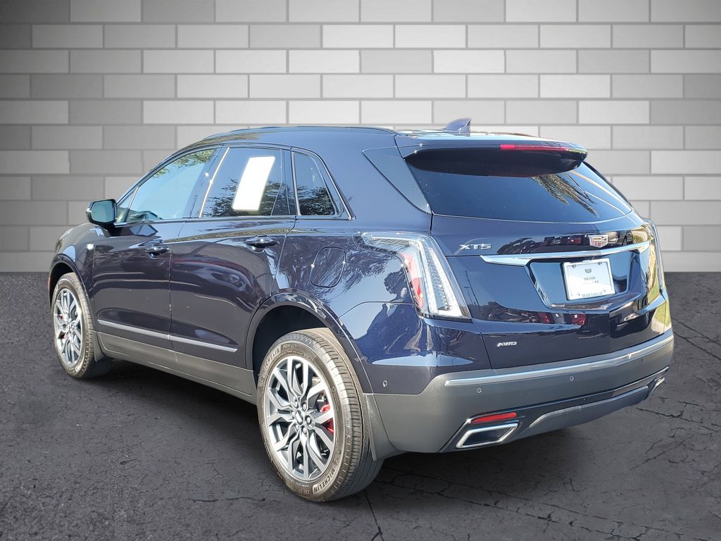 Vehicle image 8 of 30