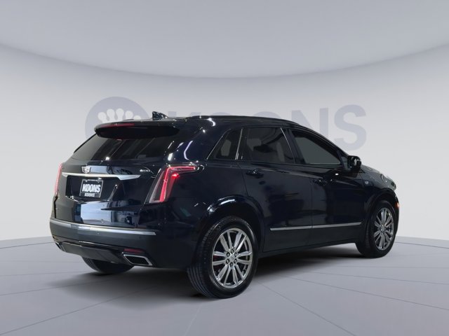 Vehicle image 9 of 33