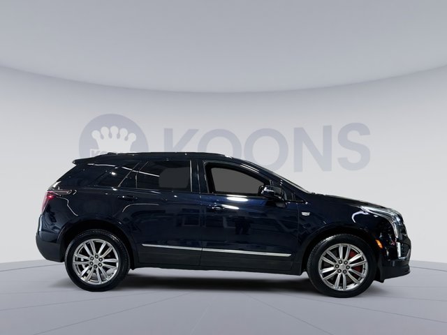 Vehicle image 8 of 33
