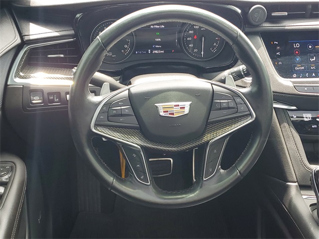 Vehicle image 10 of 28