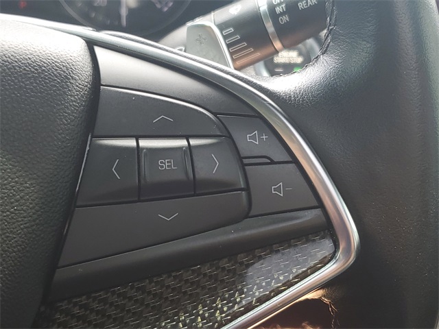 Vehicle image 12 of 28