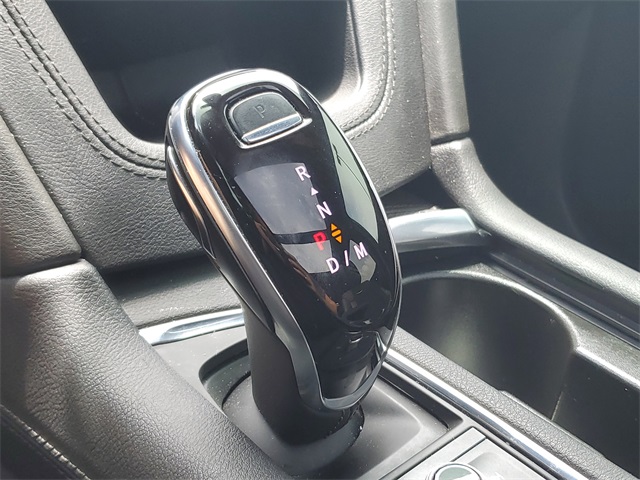 Vehicle image 20 of 28
