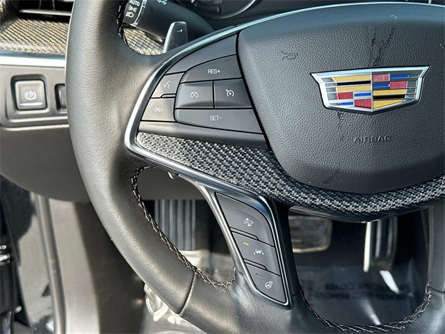 Vehicle image 12 of 30