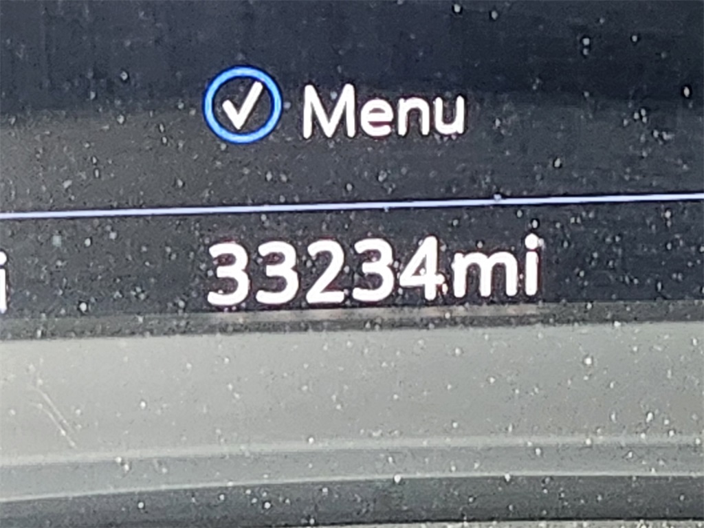Vehicle image 20 of 30
