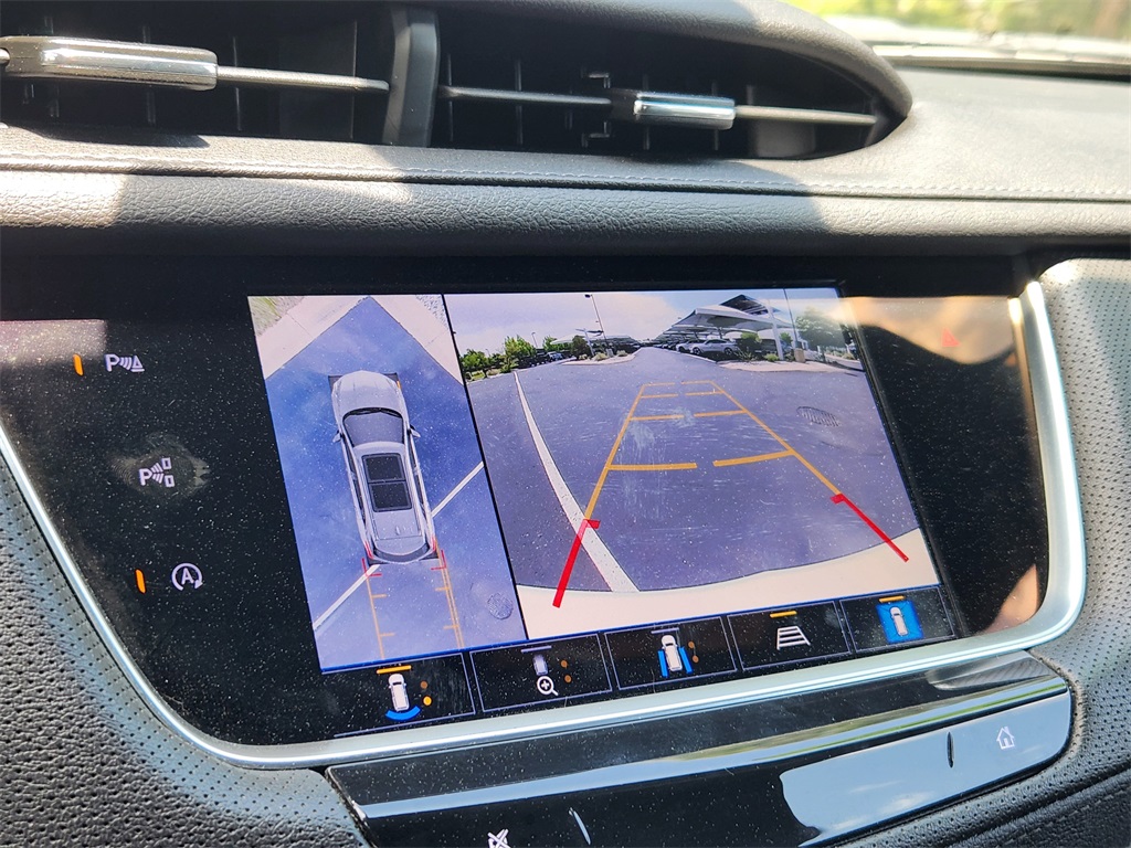 Vehicle image 24 of 30