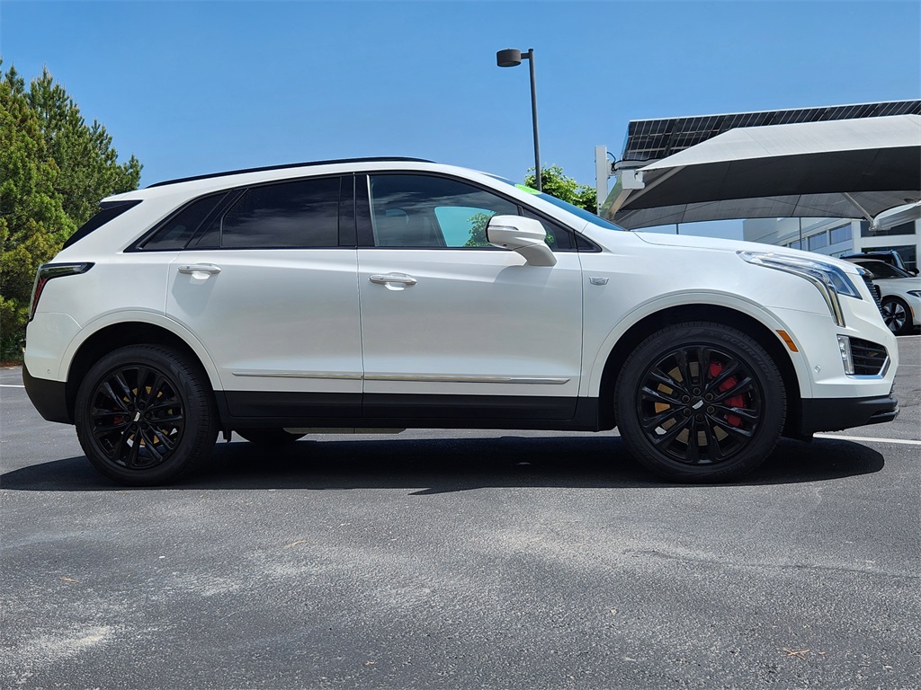 Vehicle image 4 of 30