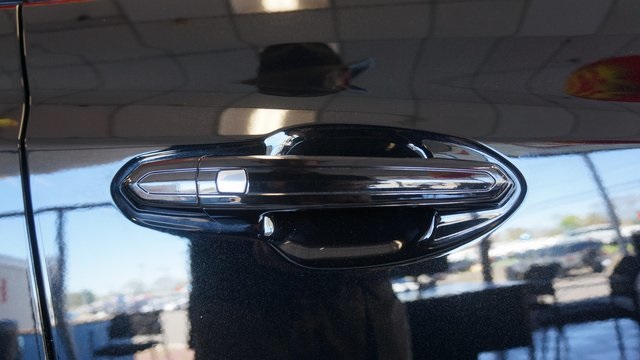 Vehicle image 89 of 97