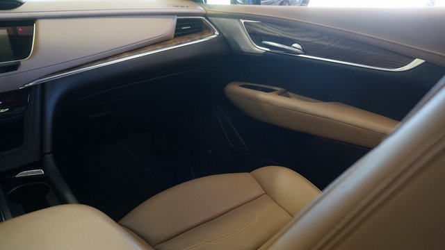 Vehicle image 37 of 97