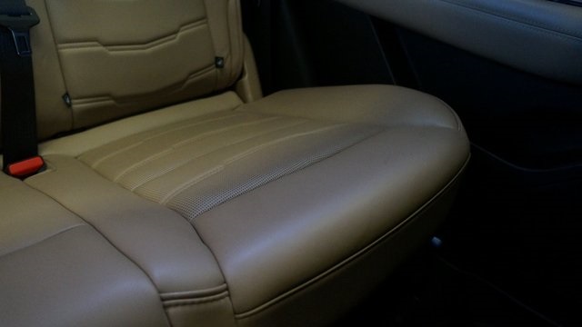 Vehicle image 62 of 97