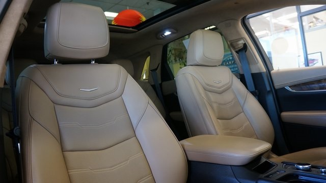 Vehicle image 55 of 97