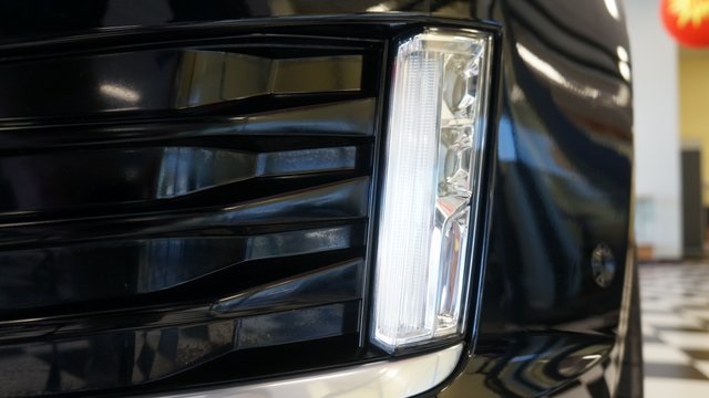 Vehicle image 94 of 97