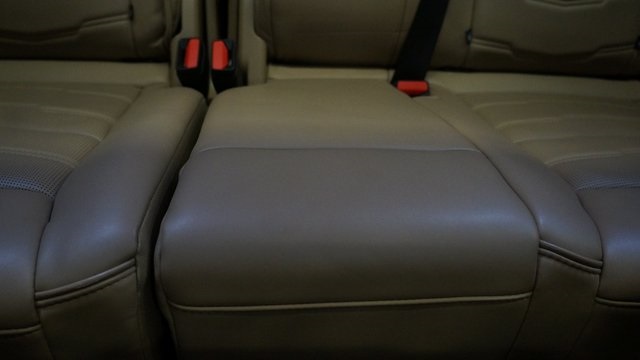 Vehicle image 61 of 97